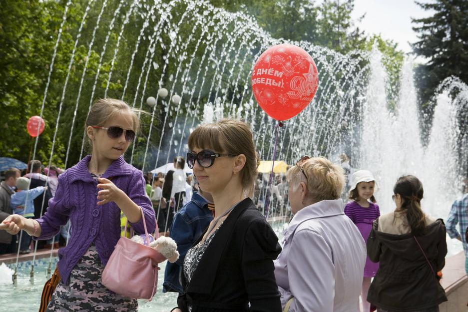 Как Белгород праздновал День Победы - Изображение 24