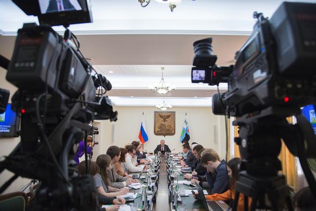 Губернатор Белгородской области даёт пресс-конференцию по итогам 2016 года. Онлайн