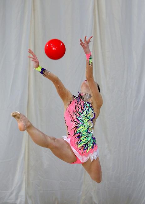 В Белгороде стартовал чемпионат ЦФО по художественной гимнастике - Изображение 9