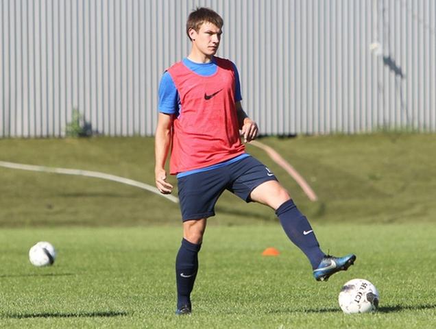 Сегодня белгородец Денис Ткачук сыграет первый матч за «Зенит»