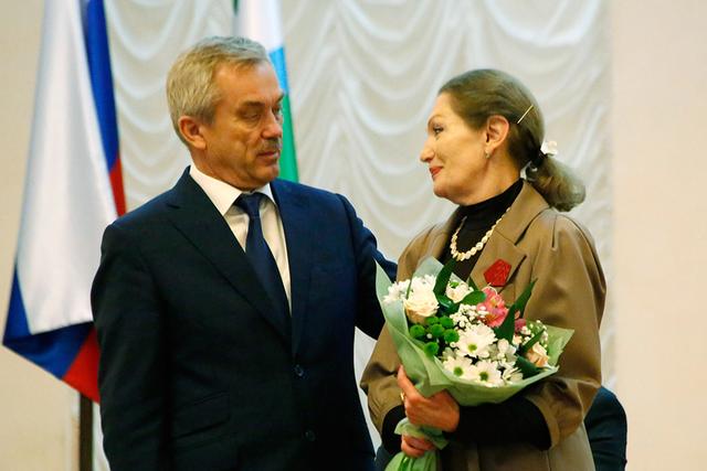  Глава региона вручил белгородцам государственные и областные награды