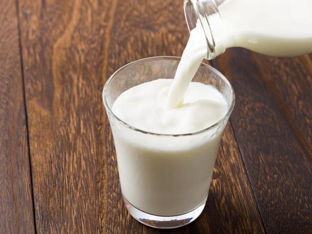 В белгородских магазинах продавали молочку несуществующих производителей