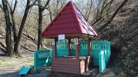 Родник Холодный Яр в хуторе Барилов Ракитянского района