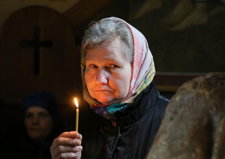 В Белгороде прошёл крестный ход с Благодатным огнём  - Изображение 19