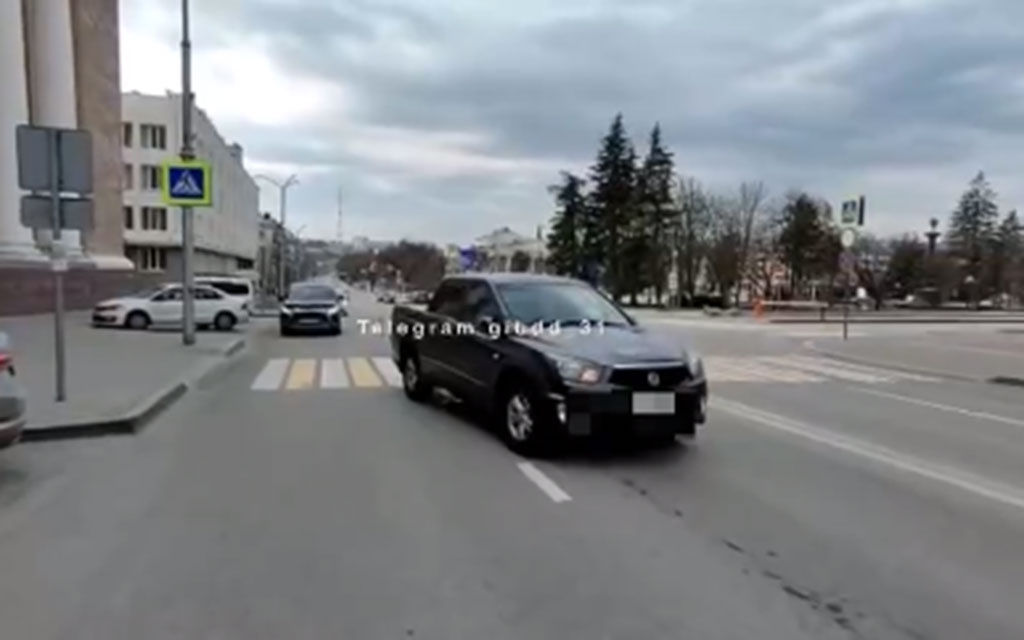 В Белгороде водитель внедорожника наехал на пешехода