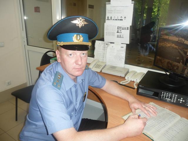 Белгородский пристав рассказал, как обезвредил злоумышленника с гранатой  
