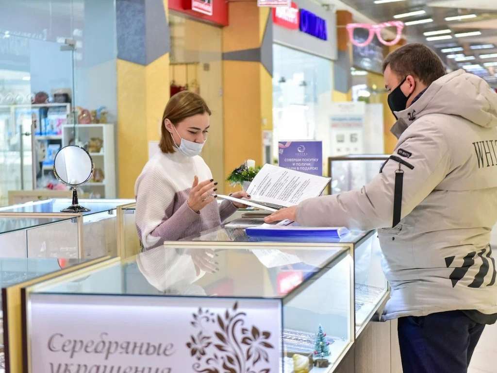 В Белгороде провели рейд по соблюдению масочного режима