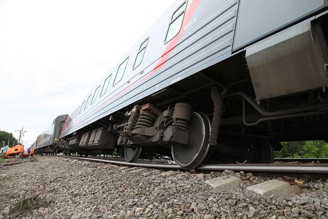 Движение поездов после аварии на железной дороге под Прохоровкой восстановлено