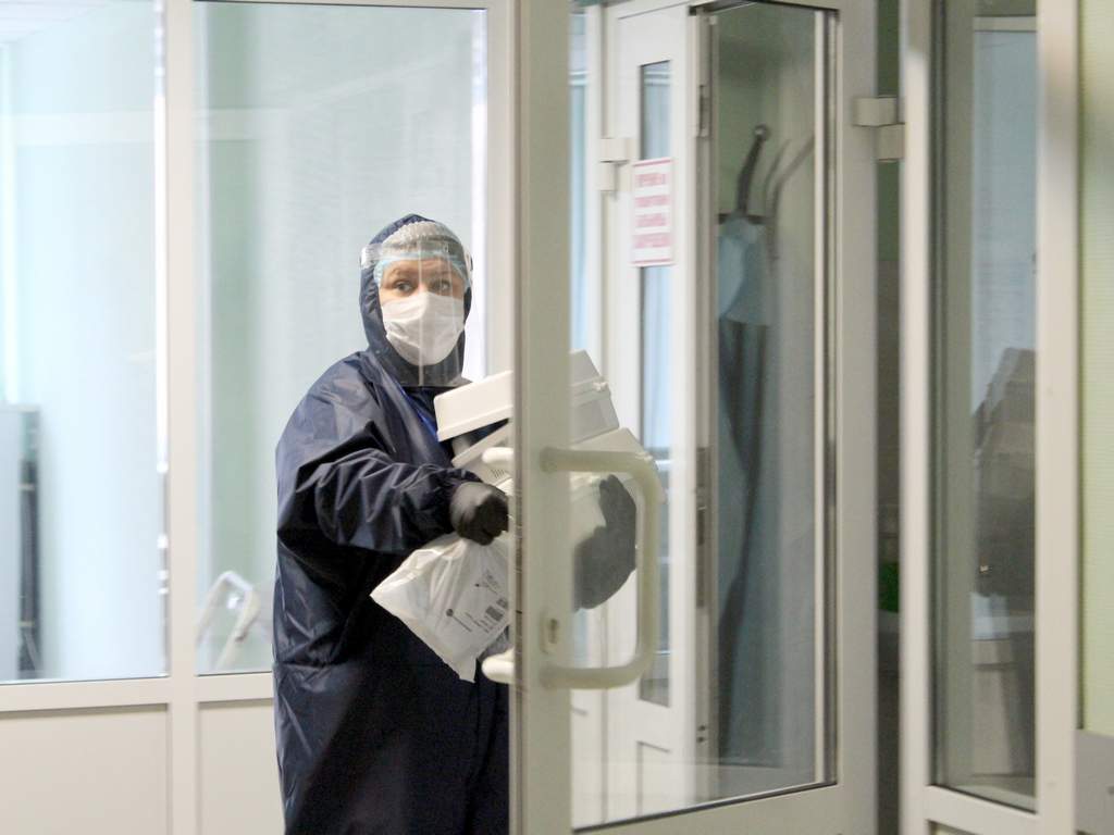 В белгородском депздраве рассказали, где найдут врачей для новых инфекционных центров