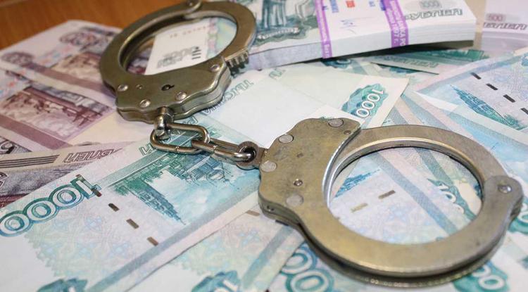 Экс-чиновника из Белгорода осудили за мошенничество с уличной торговлей