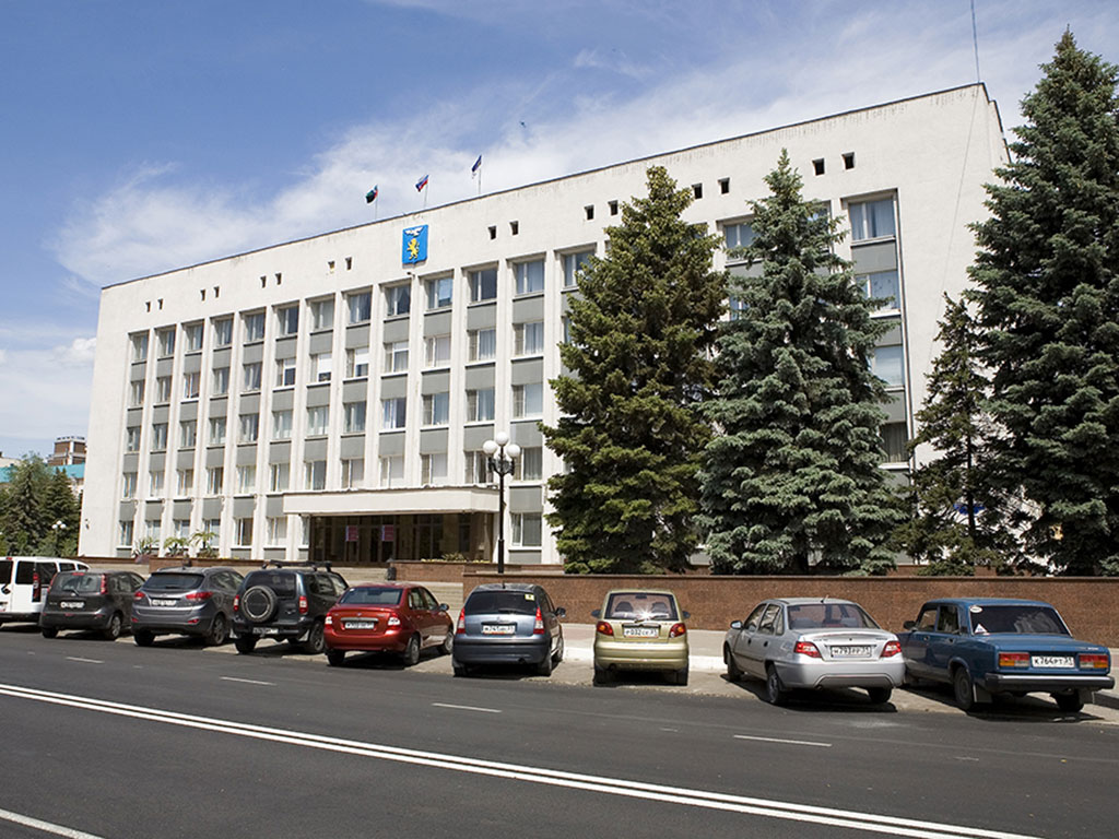 Мэрия Белгорода подписала трёхстороннее соглашение с профсоюзами и работодателями