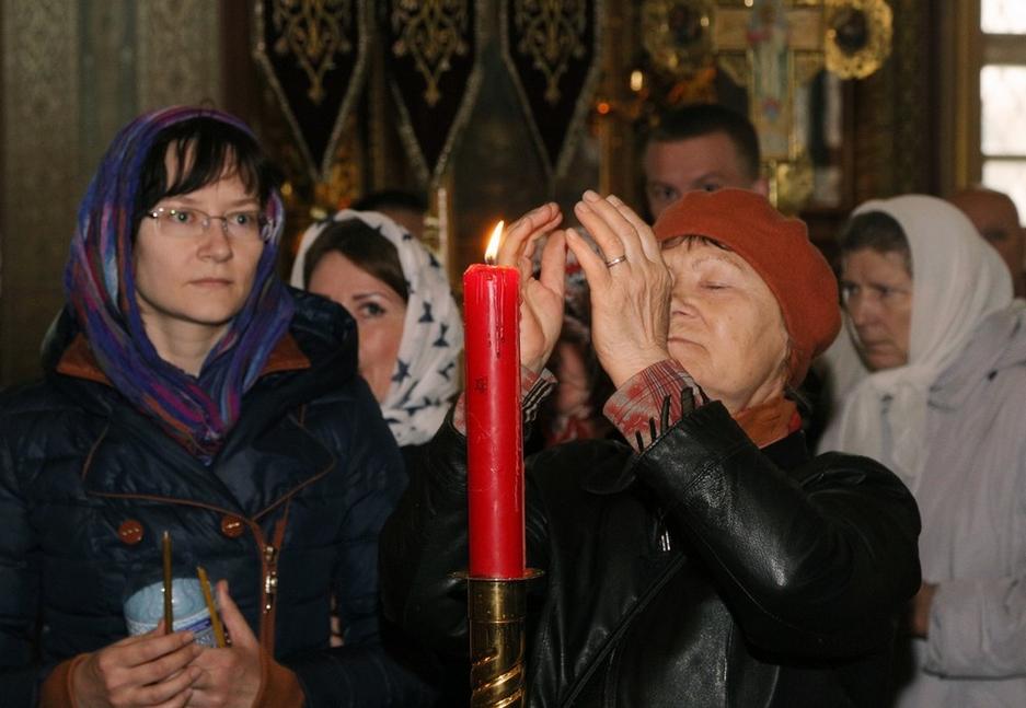 В Белгороде прошёл крестный ход с Благодатным огнём  - Изображение 18