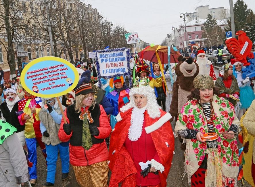 В Белгороде в 15-й раз прошёл парад Дедов Морозов  - Изображение 24