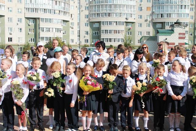 В Белгороде открыли новую школу в микрорайоне Новый-2