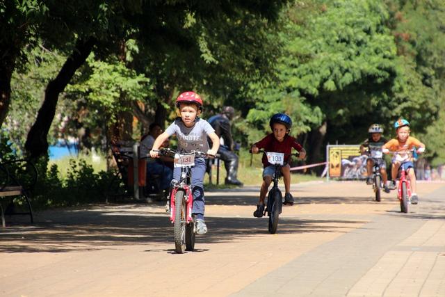 В Белгороде прошла гонка «Дети на велосипеде»