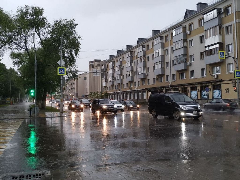 Белгородские синоптики прогнозируют дожди, грозы и град