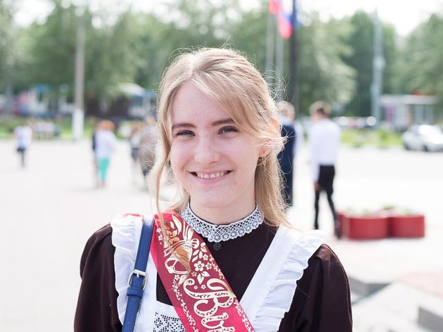 Белгородская школьница набрала 100 баллов по двум предметам ЕГЭ