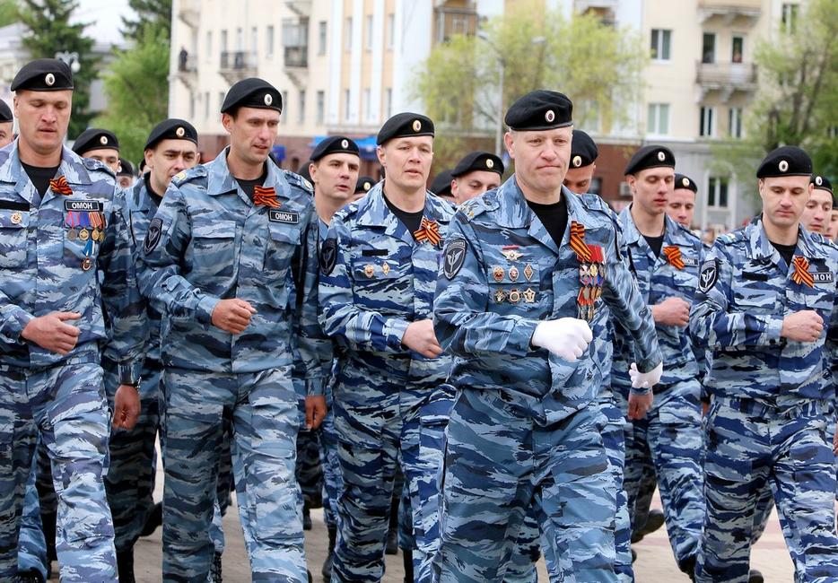 В Белгороде прошёл парад в честь Великой Победы - Изображение 15