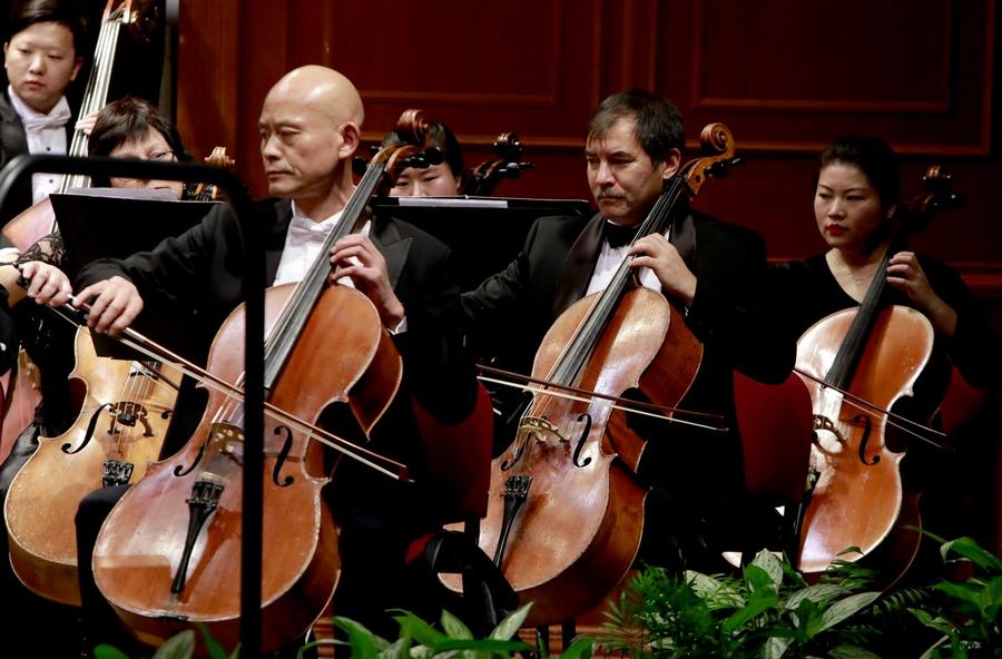 В Белгороде сыграл сводный российско-китайский оркестр