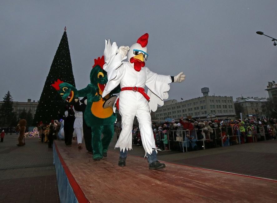 В Белгороде в 15-й раз прошёл парад Дедов Морозов  - Изображение 7