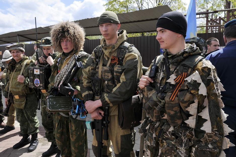 В Белгороде прошёл парад военно-патриотических клубов и кадетских классов - Изображение 7