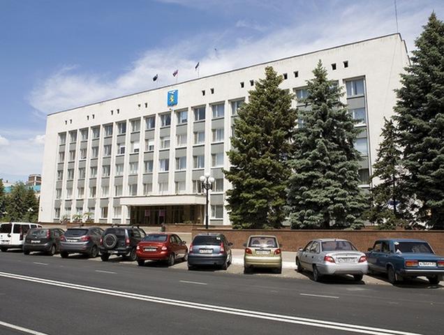 Попавшегося на взятке чиновника уволили из мэрии Белгорода