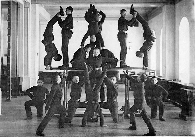 От Суворова до ГТО. Как 130 лет назад вводили гимнастику в белгородских школах