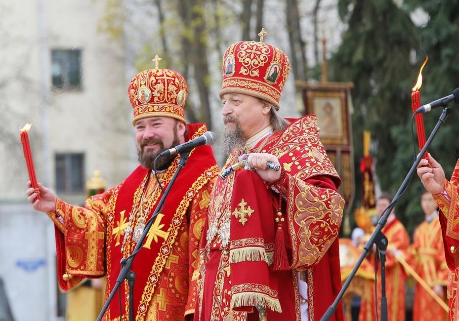 В Белгороде прошёл крестный ход с Благодатным огнём  - Изображение 7