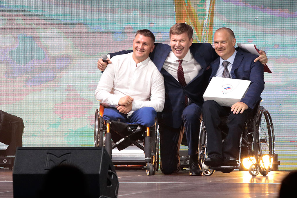 18 выдающихся российских паралимпийцев получили в Белгороде премию «Возвращение в жизнь»