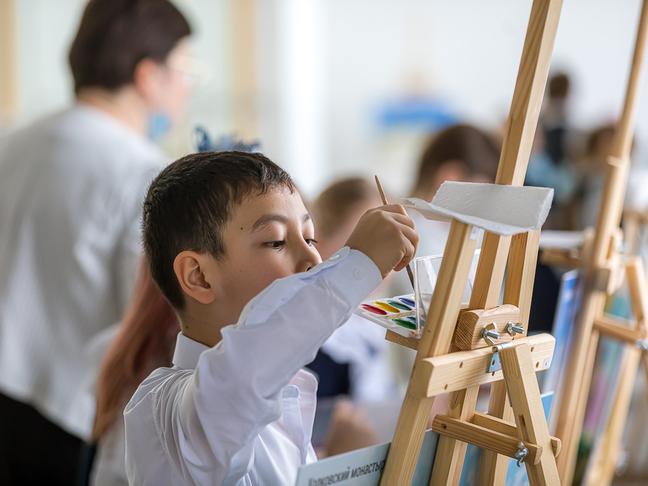 В школах четырёх районов Белгородской области убирают дистант