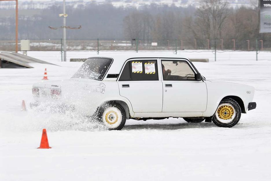 В Белгороде впервые провели зимний чемпионат по автомногоборью - Изображение 10