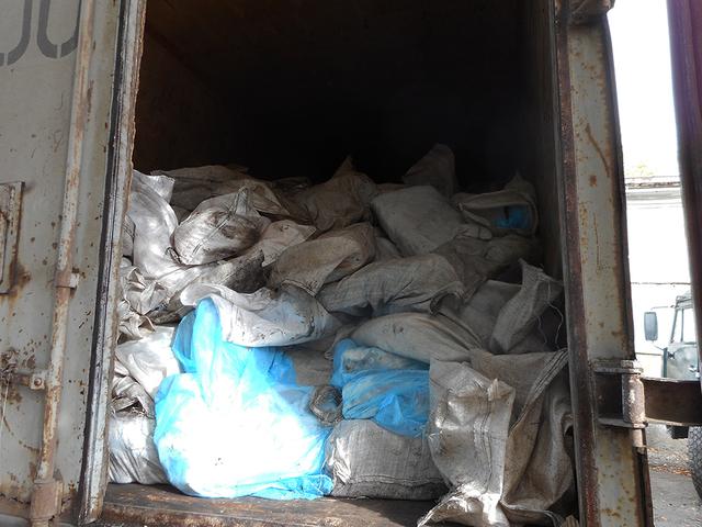 В грузовом поезде под Валуйками нашли 13 тонн бесхозного сала