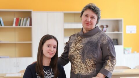 Под руководством Ирины Шаповаловой Екатерина Полушкина поделилась фронтовой историей своей прабабушки