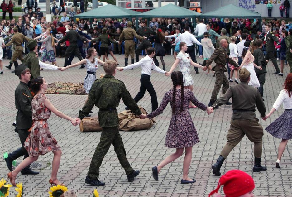  Более 40 пар закружились в белгородском вальсе Победы - Изображение 8