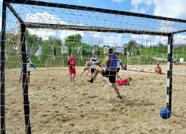Белгородцы стали чемпионами Европы по пляжному гандболу