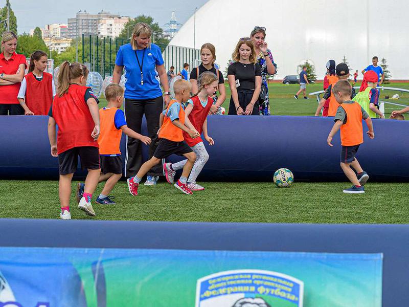 Как в Белгороде проходит фестиваль футбола (фоторепортаж)