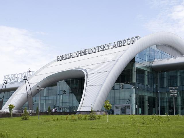 Bohdan Khmelnytsky Airport?