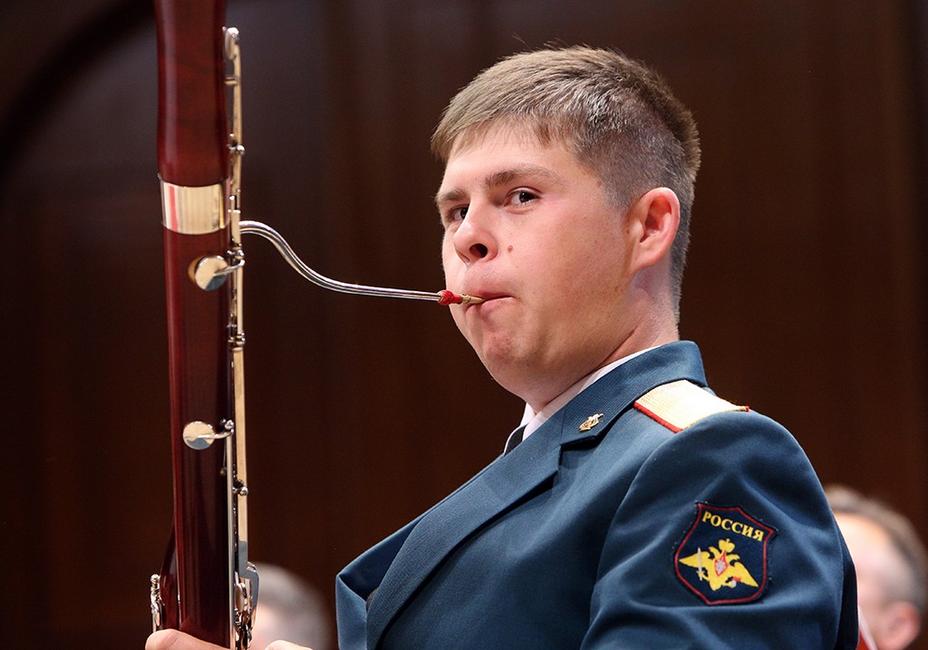 В Белгороде завершился Всероссийский парад духовых оркестров «Первый салют Победы» - Изображение 18