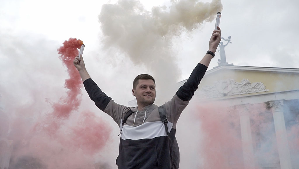 На Соборной площади в Белгороде прошёл праздничный флешмоб