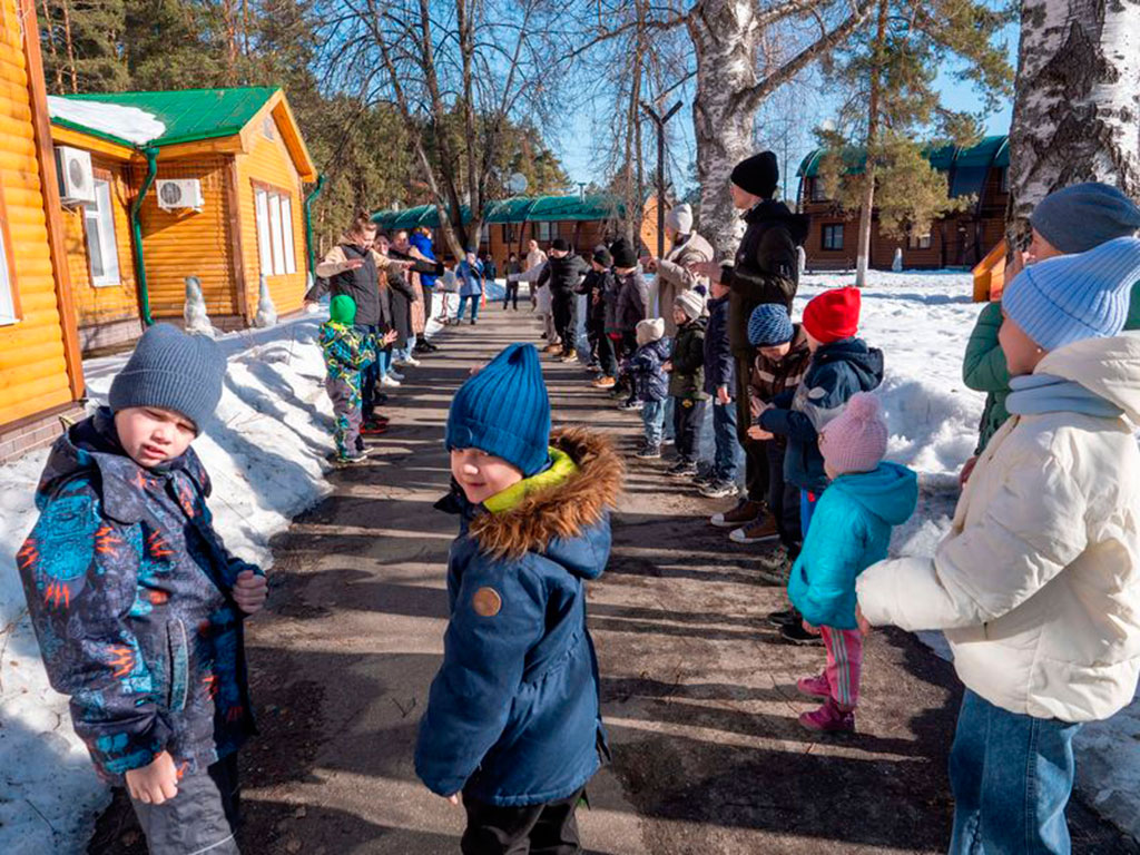 ОМК организовала отдых для 63 детей своих сотрудников из Белгорода