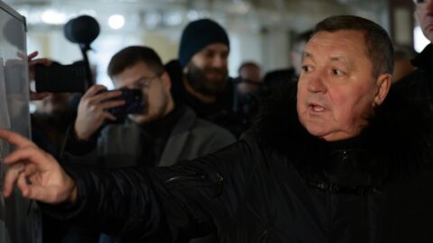 Владимир Зотов