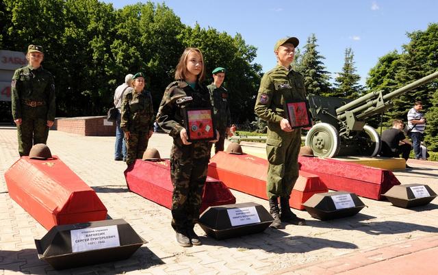 В Старом Осколе перезахоронили останки 72 бойцов Великой Отечественной войны
