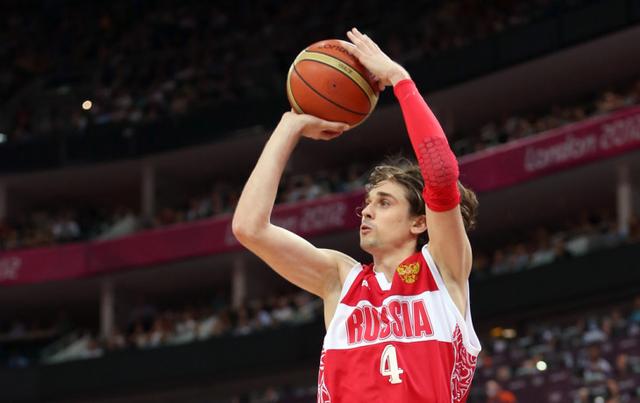 Алексей Швед сыграет на чемпионате Европы по баскетболу