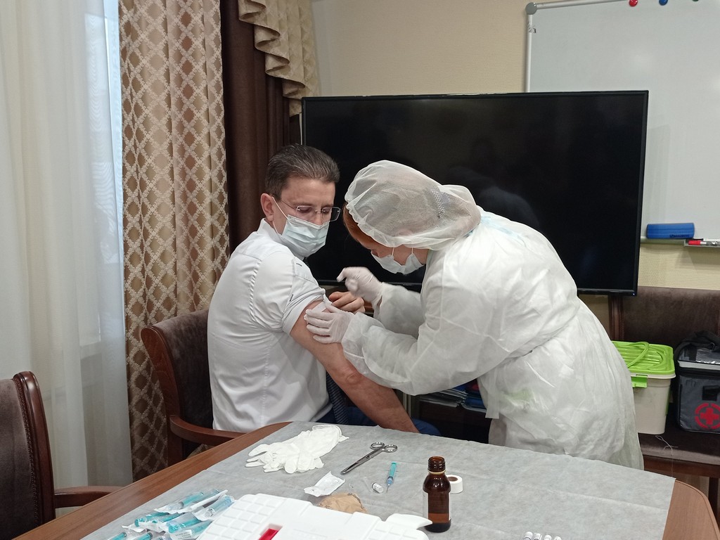 44 % членов избирательных комиссий в Белгородской области уже привились от коронавируса