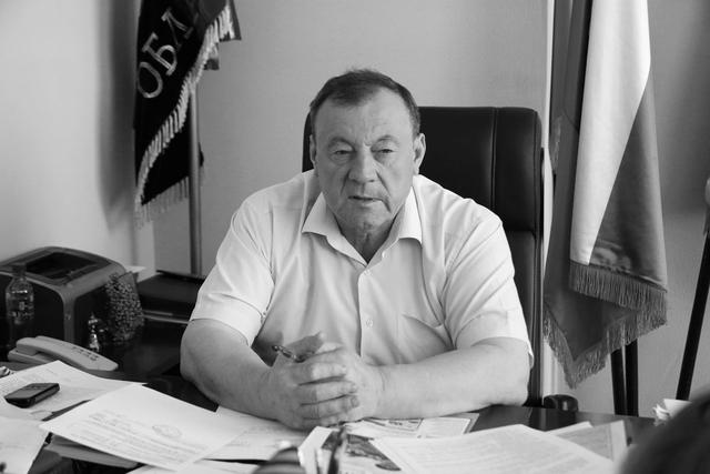 Умер глава Чернянского района Пётр Гапотченко