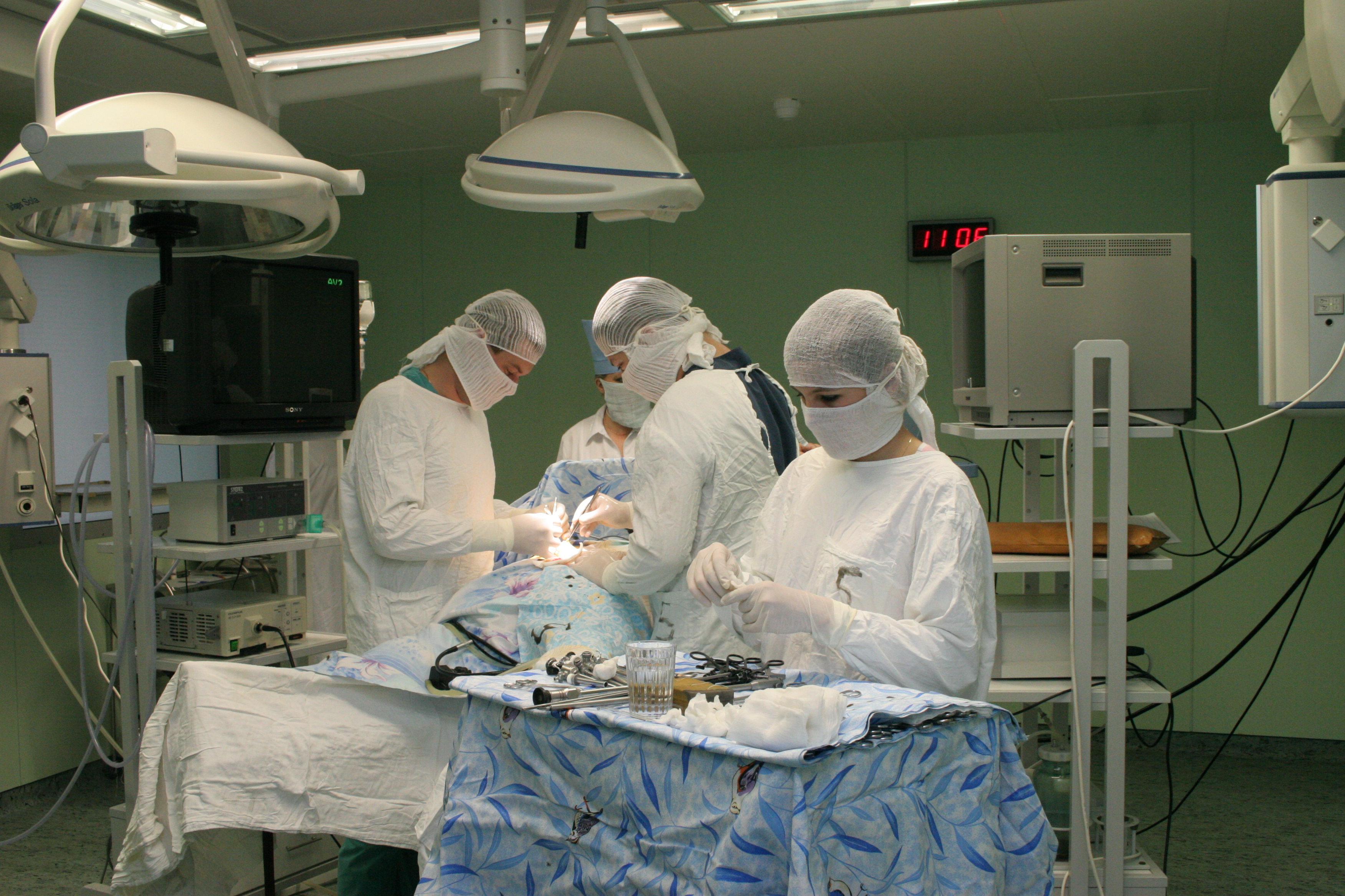 Операция в 9 больнице