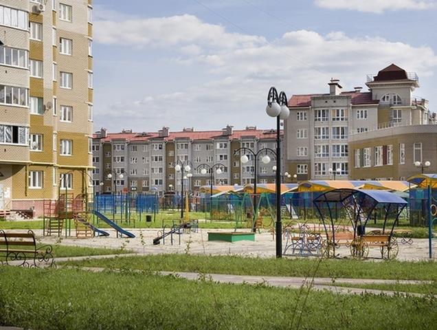 Ремонт дворов и общественных зон в Белгородской области завершат к декабрю
