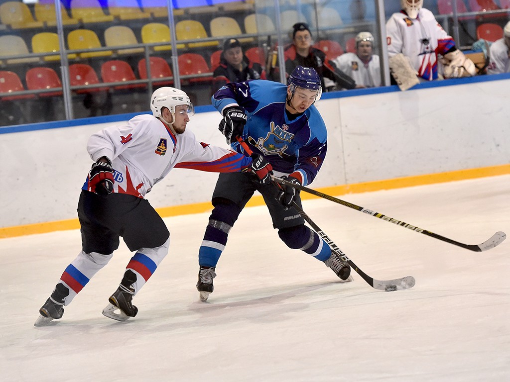Белгородские хоккеисты разгромили «Брянск» со счётом 5:0