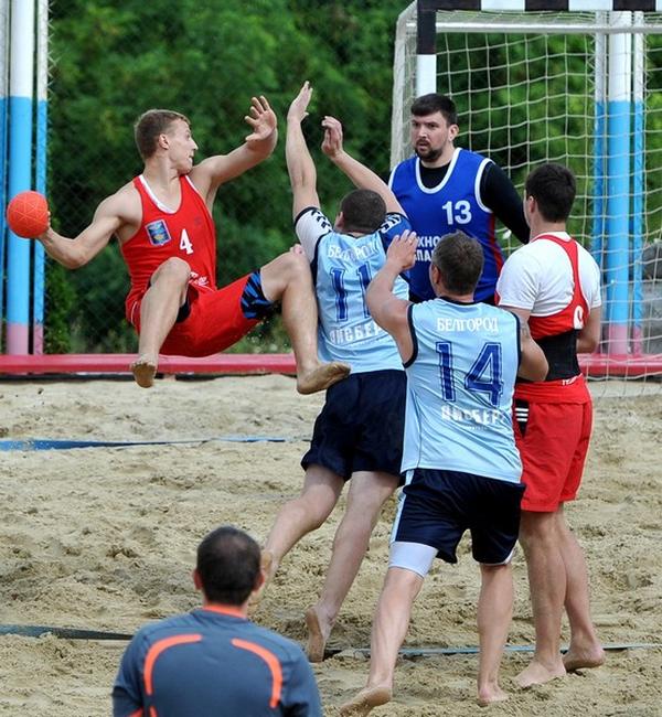 В Белгороде прошёл тур чемпионата России по пляжному гандболу - Изображение 17