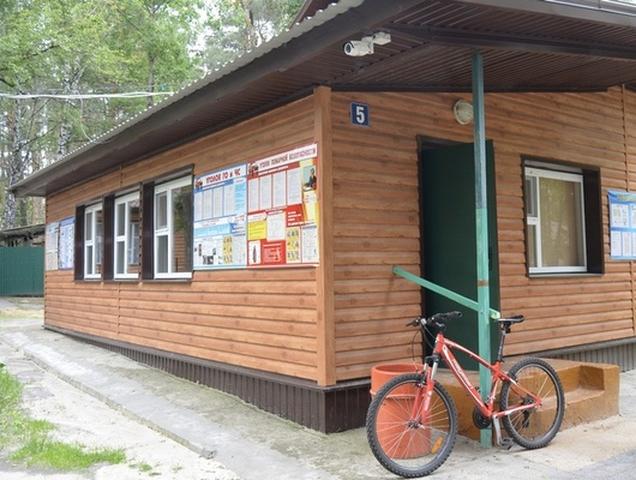 Роспотребнадзор: В старых детских лагерях туалеты построили в корпусах